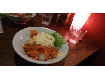 アボカドカリフォルニア丼！